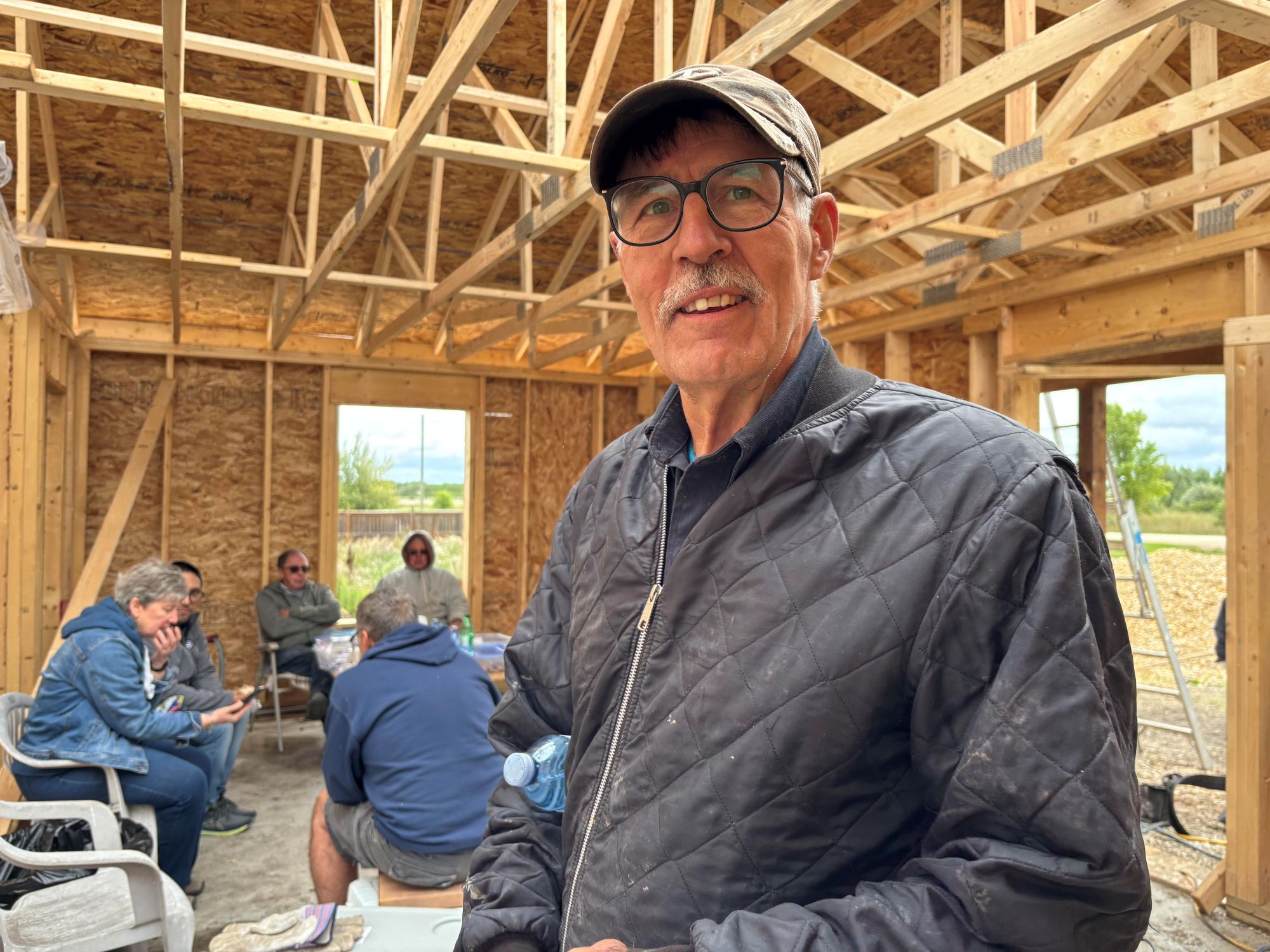 Jim-Reimer-construction-supervisor-in-Libau-MB-resized.jpg